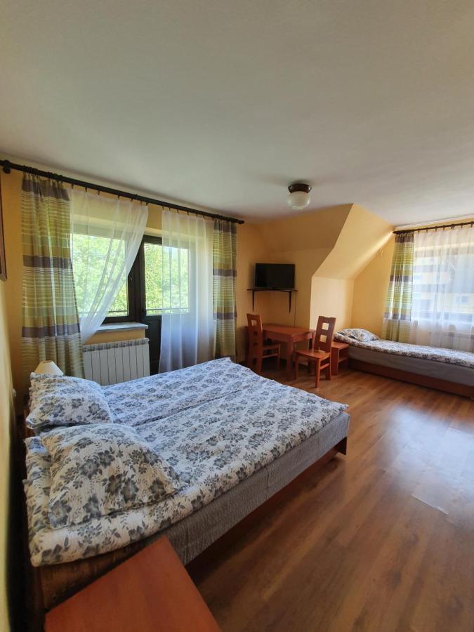 Pokój trzyosobowy z balkonem